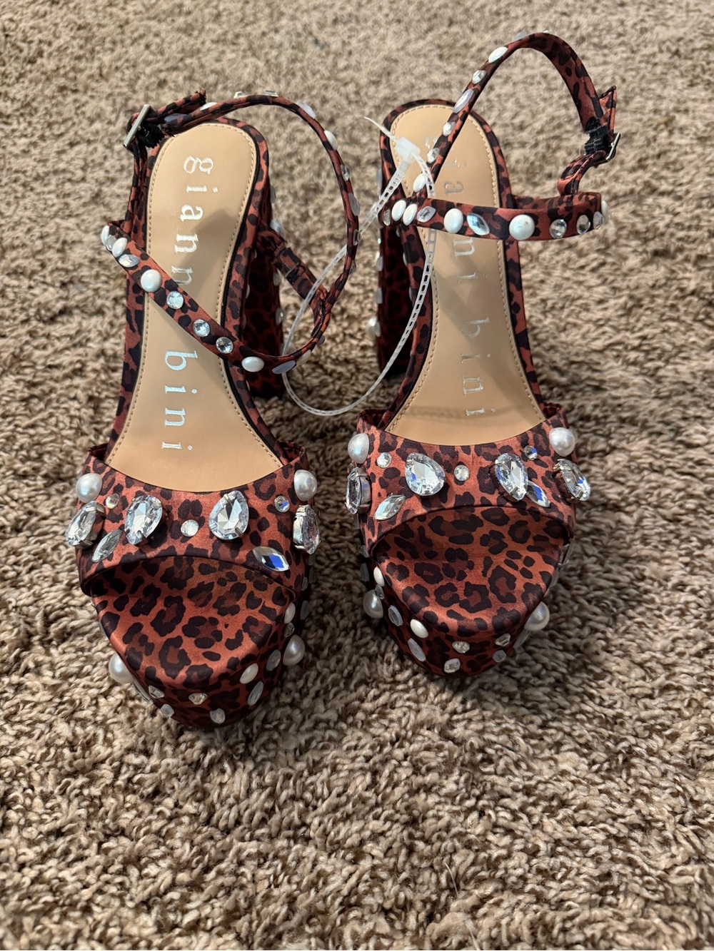 ✨ Gianni Bini Embellished Leopard Platform Heels | Size 8 | NWT Glam Statement S - Picture 2 of 3
